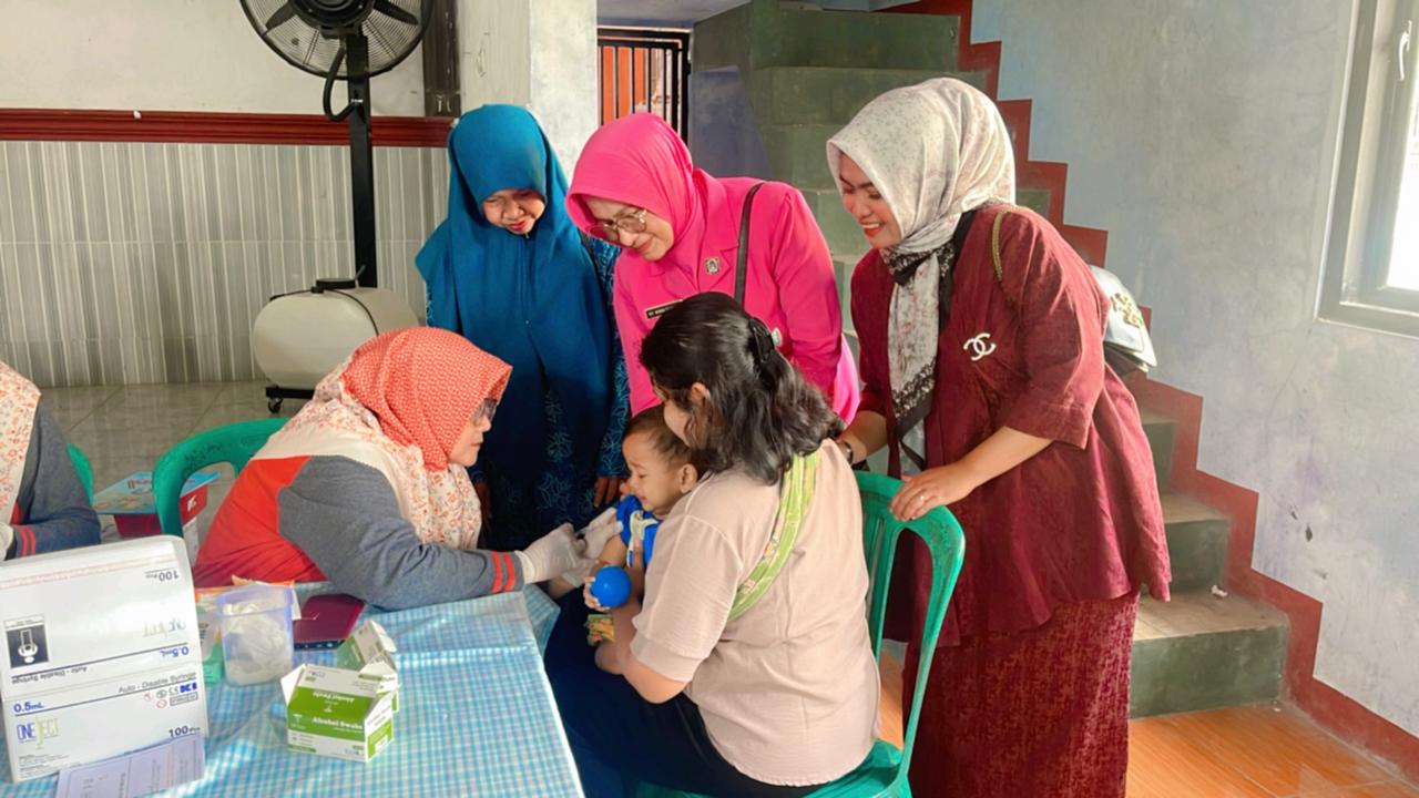 kejar-imunisasi-demi-kesehatan-anak