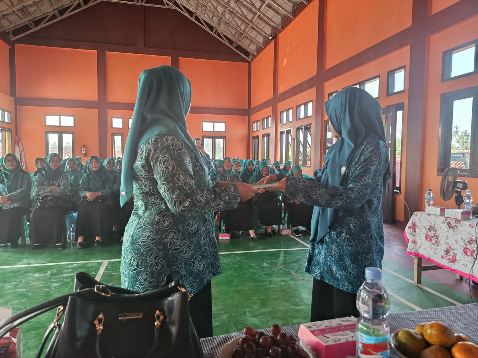 kegiatan-pertemuan-rutin-pengurus-tp-pkk-tingkat-kecamatan-waled-3